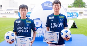 Bao nhiêu chai Pocari Sweat cho một trận bóng đá