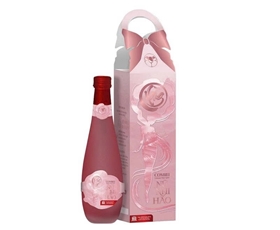 Rượu Mừng Nữ Nhi Hào